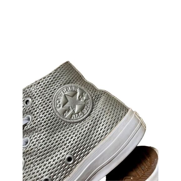 Converse Chuck Taylor 2 Hi Perforated Metallic Silver Women’s Size 8 - Picture 9 of 11